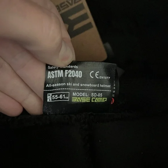 Base Camp Ski helmet - Picture 6 of 6